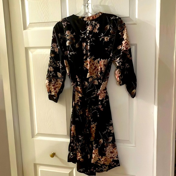 41 Hawthorne vintage-flower pattern 1/4 sleeve midi-dress, size med, navy blue. - Picture 3 of 6